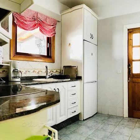 Descansa With Private Pool, Sea View, Sat-tv Free Wifi